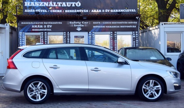 Volvo V60 2.0 D [D2] Momentum 1.Tulajdonostl/T...